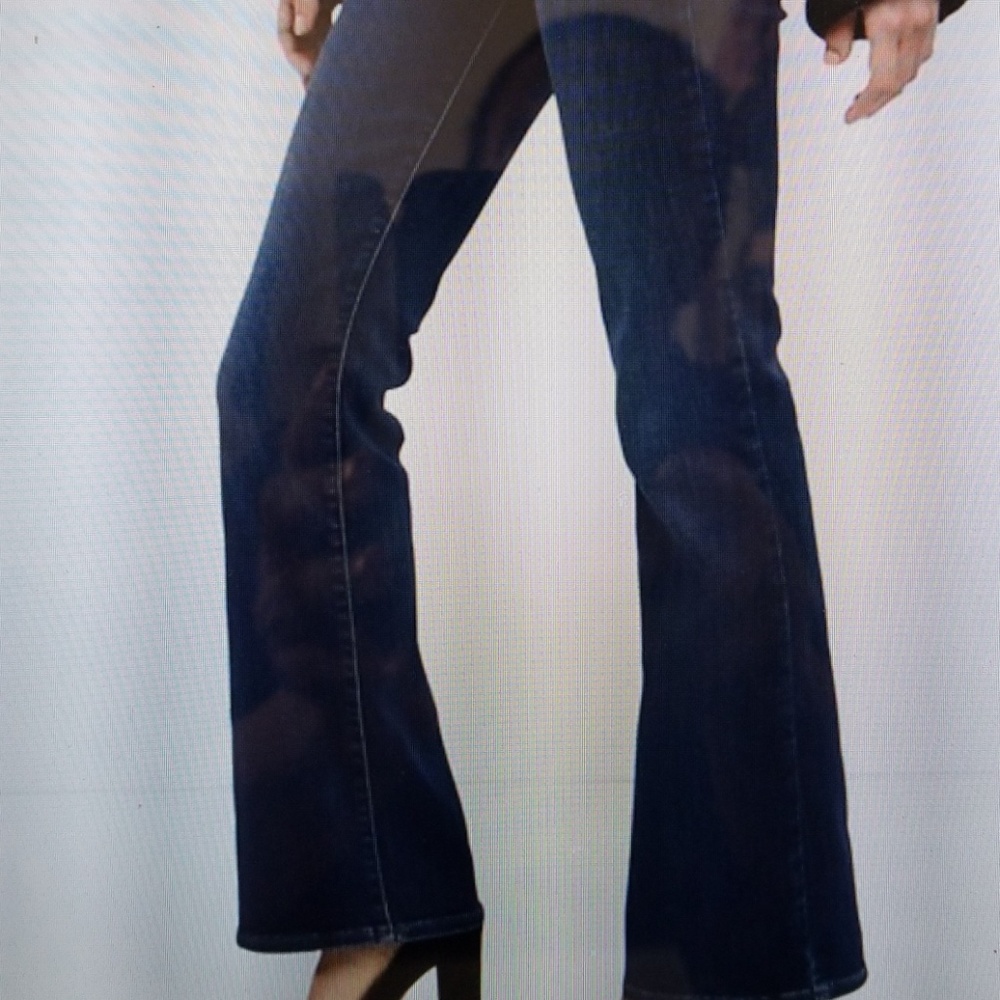 Jeans - Picture 3 of 4